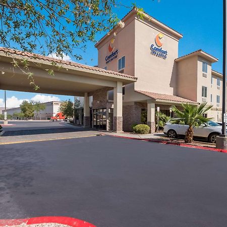 Comfort Inn & Suites Las Vegas - Nellis Exteriér fotografie